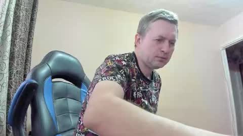 Snapshot of vano_822 chatting on November 5, 10:04 am vano_822 online show from November 5, 10:04 am