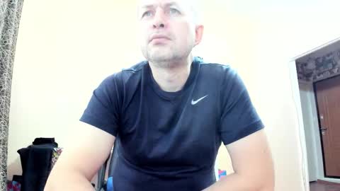Snapshot of vano_822 chatting on November 28, 7:44 am vano_822 online show from November 28, 7:44 am