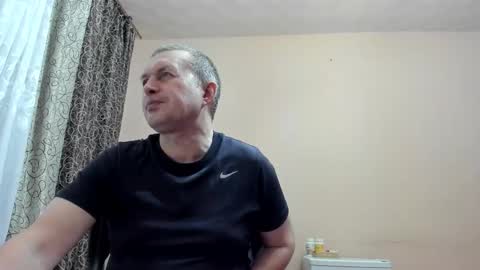 Snapshot of vano_822 chatting on December 16, 3:39 pm vano_822 online show from December 16, 3:39 pm