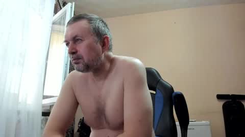 Snapshot of vano_822 chatting on May 21, 7:15 am vano_822 online show from May 21, 7:15 am