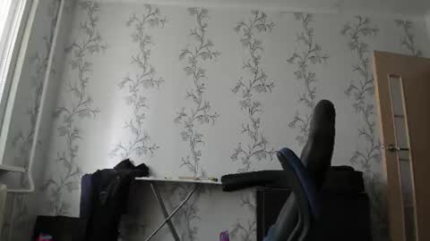 Snapshot of vano_822 chatting on June 5, 7:03 am vano_822 online show from June 5, 7:03 am
