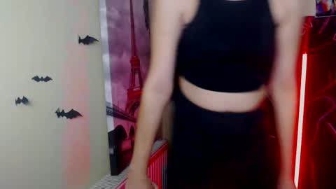 Vanessa online show from December 3, 6:17 pm