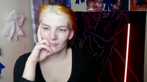 Snapshot of vanrey_ chatting on February 7, 6:17 am Vanessa online show from February 7, 6:17 am