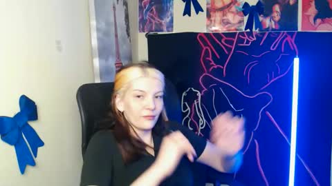 Vanessa online show from April 7, 6:14 am