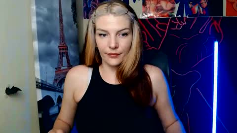 Snapshot of vanrey_ chatting on May 25, 4:46 pm Vanessa online show from May 25, 4:46 pm