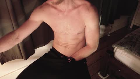 vanrysel18 online show from March 13, 8:59 pm