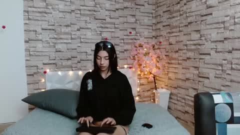 Karuna online show from December 5, 2:42 am