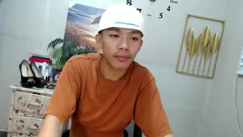 Snapshot of vanxxx2005 chatting on January 23, 1:08 am vanxxx2005 online show from January 23, 1:08 am