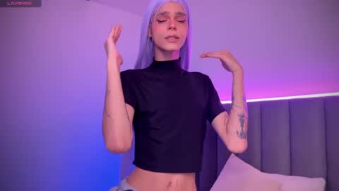  Varya Ferreira - independent model  online show from December 17, 1:05 pm