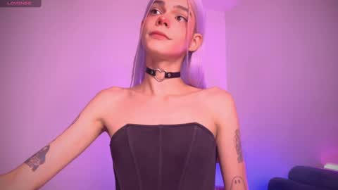  Varya Ferreira - independent model  online show from March 12, 5:02 am