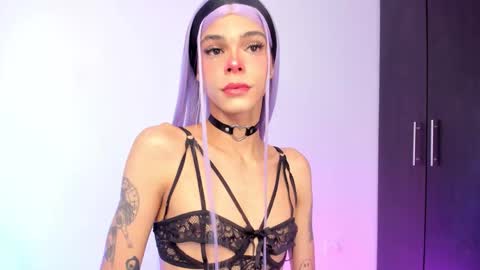  Varya Ferreira - independent model  online show from October 8, 12:58 pm