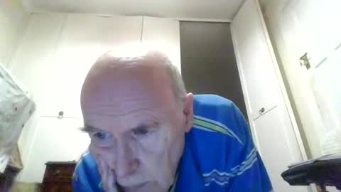 vaughan1010 online show from December 15, 8:13 pm