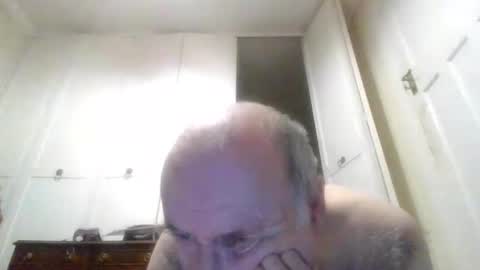 vaughan1010 online show from March 8, 7:06 pm