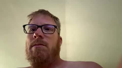 Snapshot of vaxildon13 chatting on June 1, 11:23 am vaxildon13 online show from June 1, 11:23 am