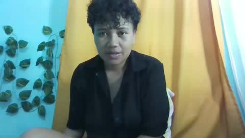 Snapshot of vayannah chatting on May 16, 7:38 am Vayannah online show from May 16, 7:38 am