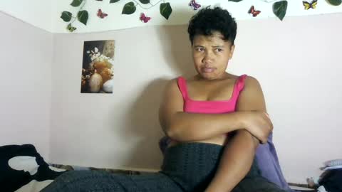 Snapshot of vayannah chatting on June 18, 5:08 am Vayannah online show from June 18, 5:08 am