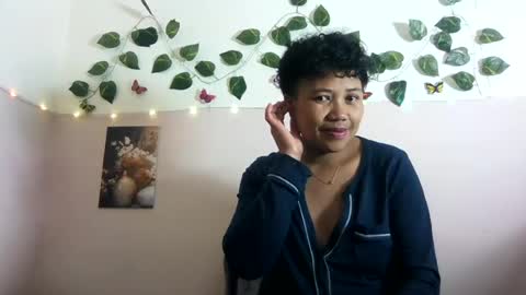 Snapshot of vayannah chatting on July 9, 7:56 am Vayannah online show from July 9, 7:56 am
