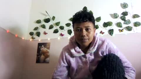 Snapshot of vayannah chatting on July 12, 6:43 pm Vayannah online show from July 12, 6:43 pm