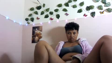Snapshot of vayannah chatting on July 21, 7:38 pm Vayannah online show from July 21, 7:38 pm