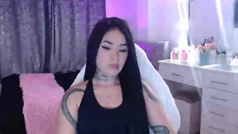 Vayolett Bass online show from October 28, 3:21 am