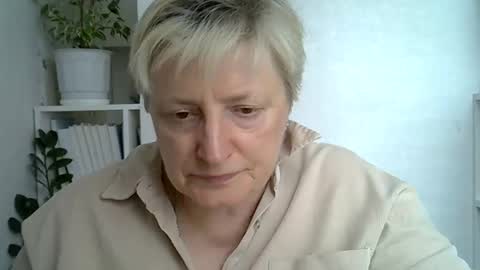 vea_motty online show from April 30, 11:27 am