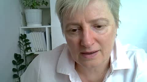 vea_motty online show from May 1, 11:59 am