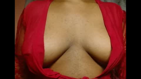 vee62 online show from July 19, 11:52 pm
