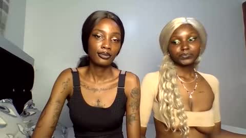 Snapshot of veegee7 chatting on March 10, 8:41 am Luma online show from March 10, 8:41 am