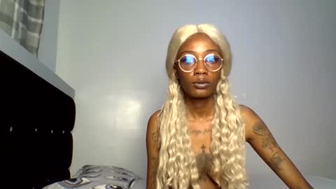 Snapshot of veegee7 chatting on March 13, 8:54 am Luma online show from March 13, 8:54 am