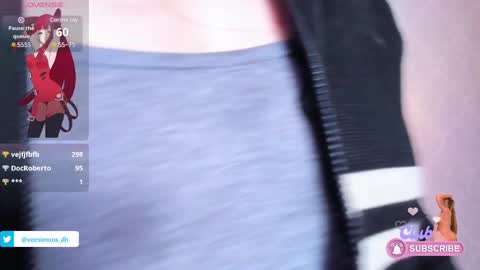 Vee Simons online show from March 8, 6:43 am