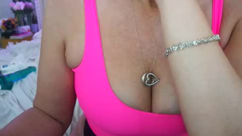 Vegas Dani online show from May 19, 1:56 am
