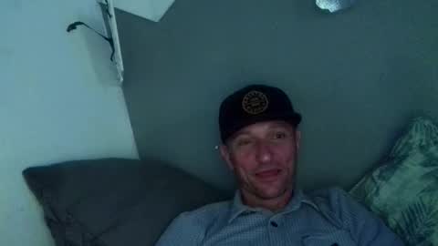 Snapshot of vegasfinest420 chatting on June 6, 8:52 am StaysinVegas420 online show from June 6, 8:52 am