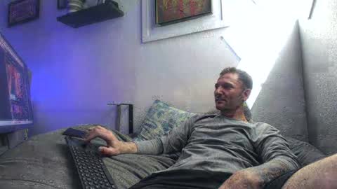 Snapshot of vegasfinest420 chatting on July 31, 7:19 am StaysinVegas420 online show from July 31, 7:19 am
