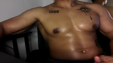 Snapshot of vegasluv702 chatting on May 24, 12:21 pm Vegas Love online show from May 24, 12:21 pm