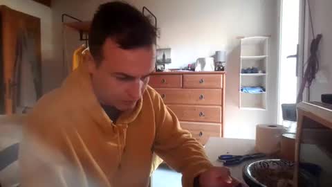 Snapshot of vegboy87 chatting on November 18, 4:55 pm vegboy87 online show from November 18, 4:55 pm