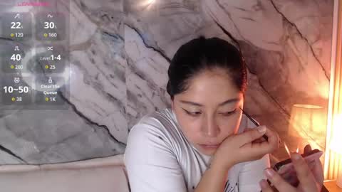 Snapshot of velakimm chatting on May 5, 5:32 pm Isabella online show from May 5, 5:32 pm
