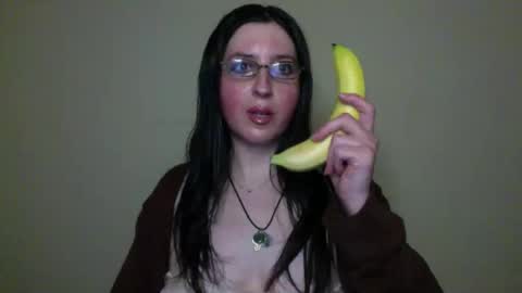 Snapshot of velira_ chatting on November 30, 4:27 am velira_ online show from November 30, 4:27 am