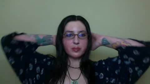 Snapshot of velira_ chatting on February 28, 5:19 am velira_ online show from February 28, 5:19 am