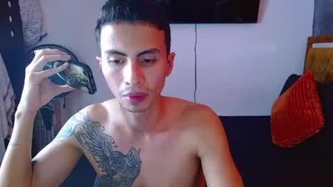 velk_hot1 online show from May 2, 1:49 pm