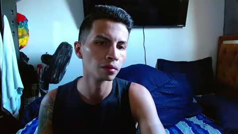 velk_hot1 online show from July 16, 12:44 pm