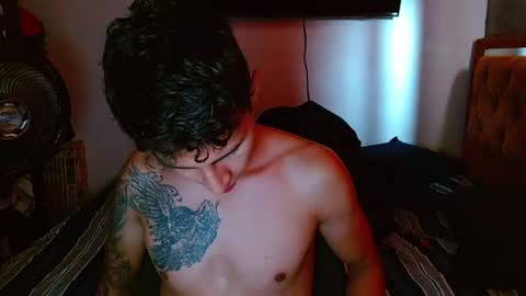 velk_hot1 online show from July 27, 12:12 pm