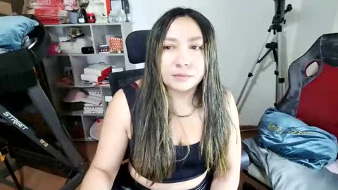 Snapshot of vellarossa chatting on May 19, 5:25 am Im VelaI will be Christmas and New Year with my family December 22 to January 13 I will miss you guys. online show from May 19, 5:25 am
