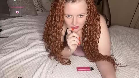 Snapshot of vellinka chatting on February 16, 9:44 pm vellinka online show from February 16, 9:44 pm