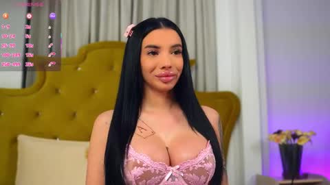 Snapshot of velmaevans chatting on June 3, 10:15 pm Velma online show from June 3, 10:15 pm