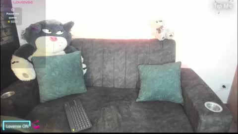 velmoon online show from June 4, 6:36 pm