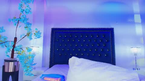 velora_nigth online show from January 10, 11:45 am