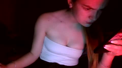 Snapshot of veloura60089 chatting on July 22, 8:44 pm veloura60089 online show from July 22, 8:44 pm