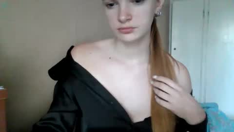 Snapshot of veloura60089 chatting on July 28, 1:10 pm veloura60089 online show from July 28, 1:10 pm