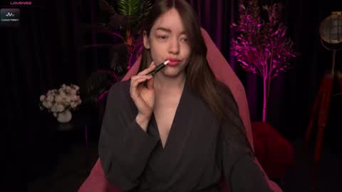 Kitty online show from May 4, 10:06 pm