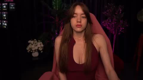 Kitty online show from June 15, 9:39 pm